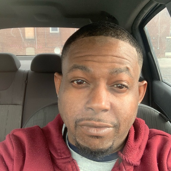 Meet your Posher, Mikal - Picture 1 of 1